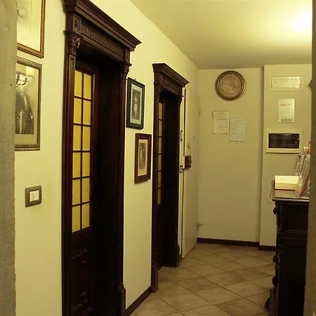 Bed & Breakfast Accademia House 4*
